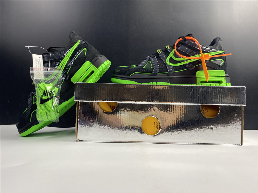 OFF-WHITE x Nike Air Rubber Dunk Green Strike