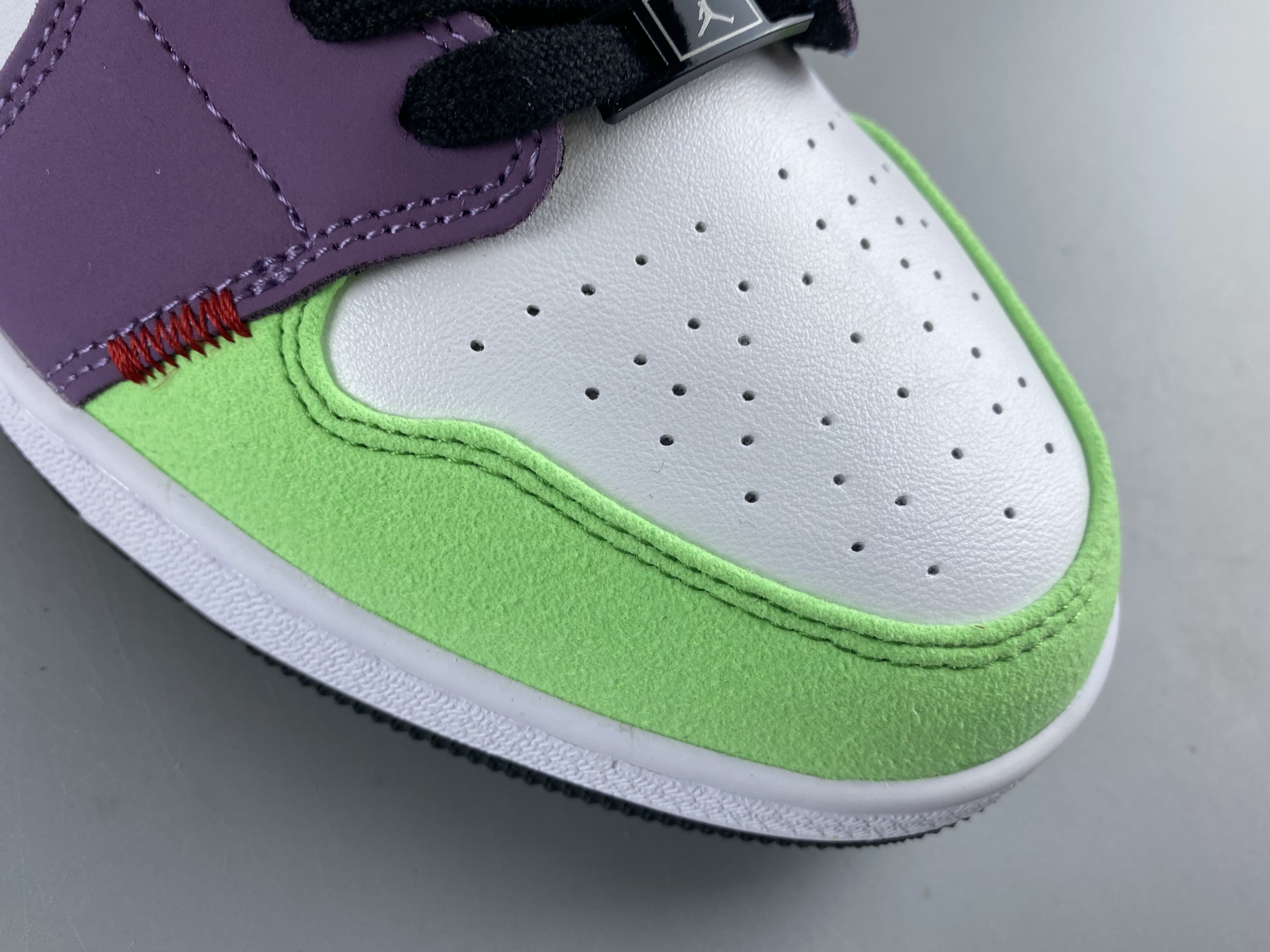Jordan 1 Mid SE Multi-Color CW1140 100