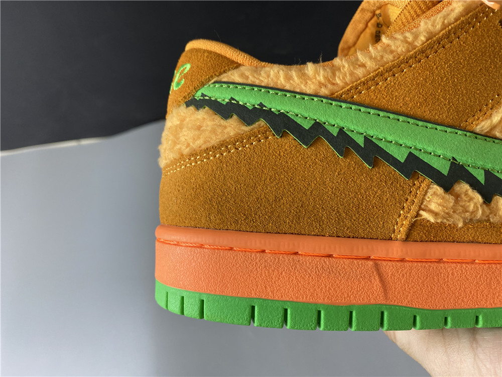Grateful Dead x Nike SB Dunk Low