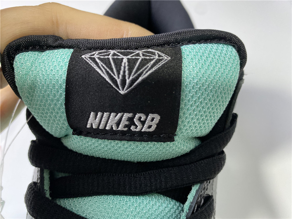 nike dunk sb diamond T*f*ny