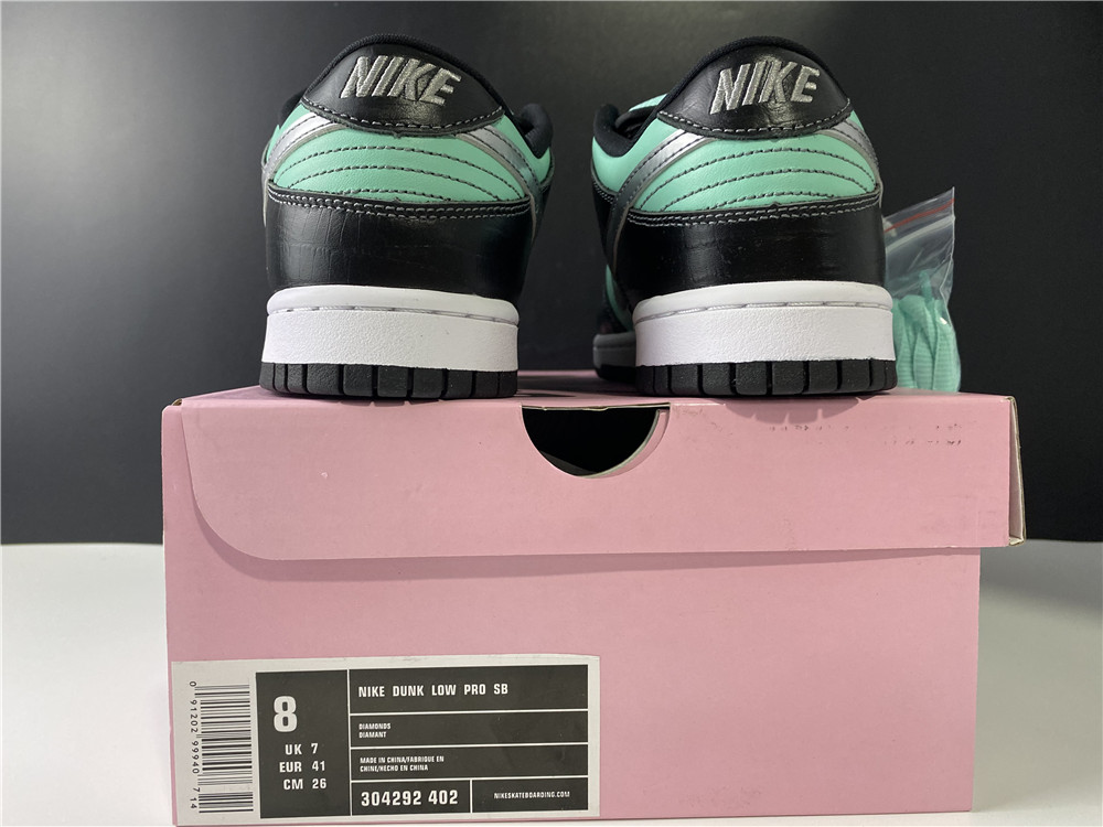 nike dunk sb diamond T*f*ny