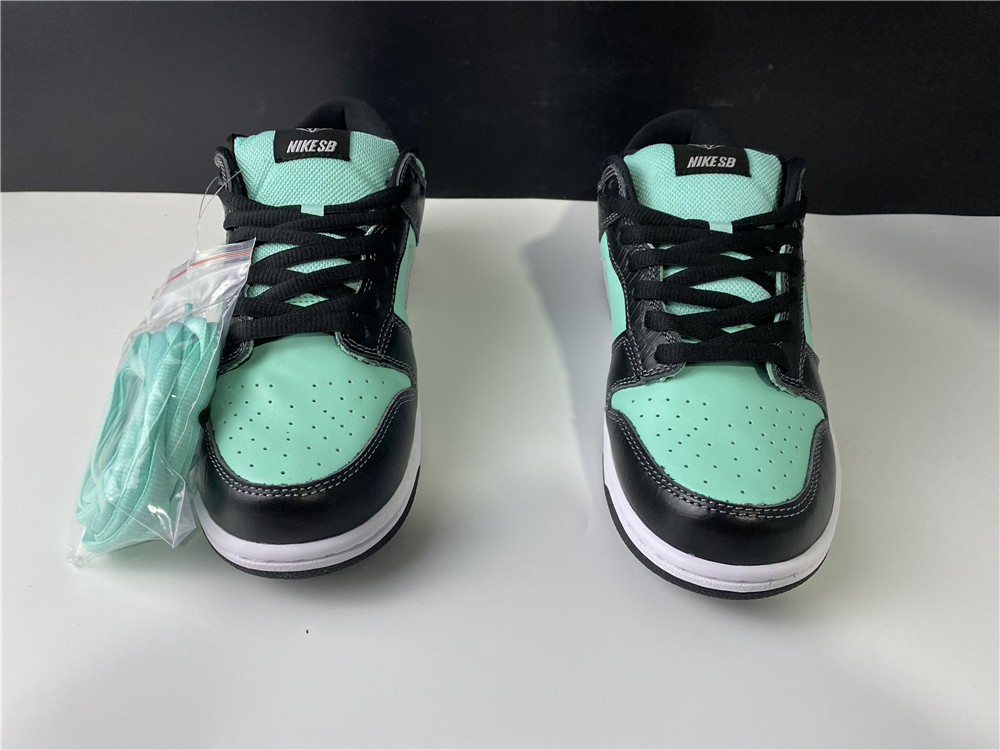 nike dunk sb diamond T*f*ny