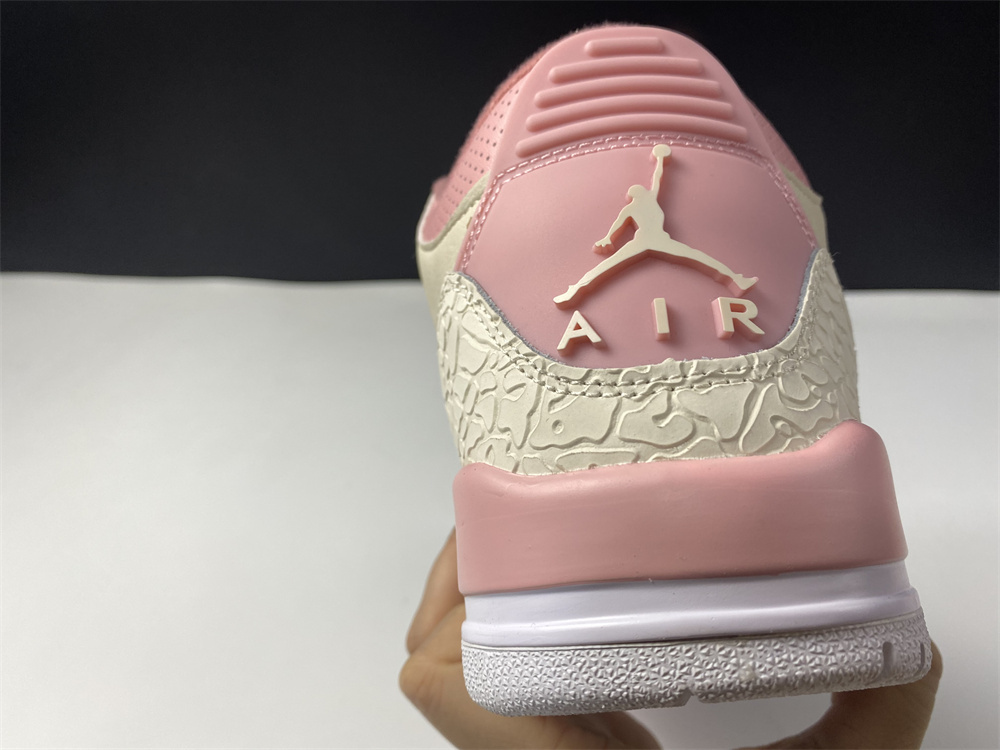 Air Jordan 3 WMNS Rust Pink