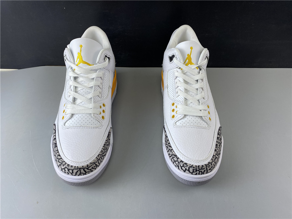 Air Jordan 3 WMNS “Laser Orange” CK9246-108