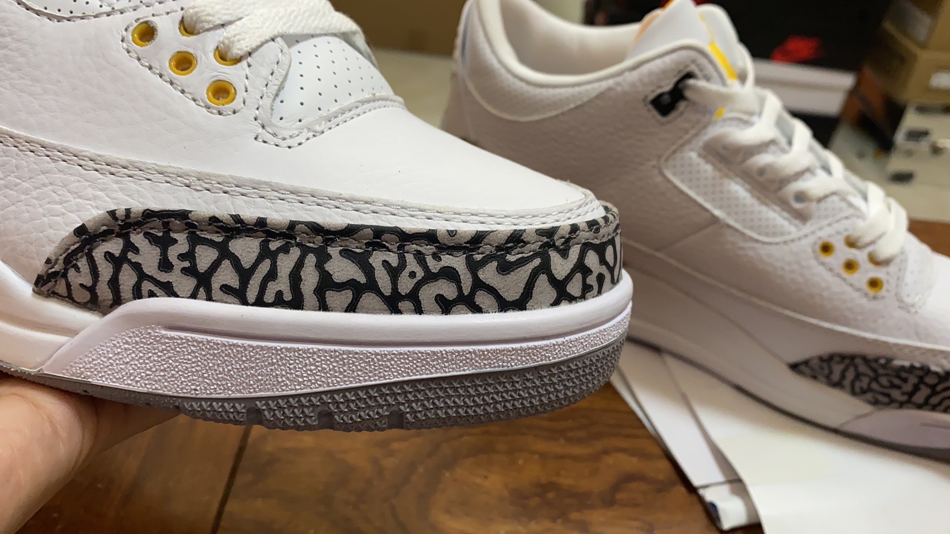 Air Jordan 3 WMNS “Laser Orange” CK9246-108