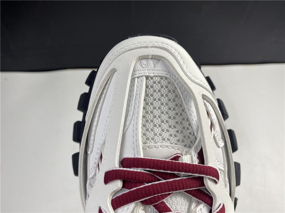 BLG Track White Red Black