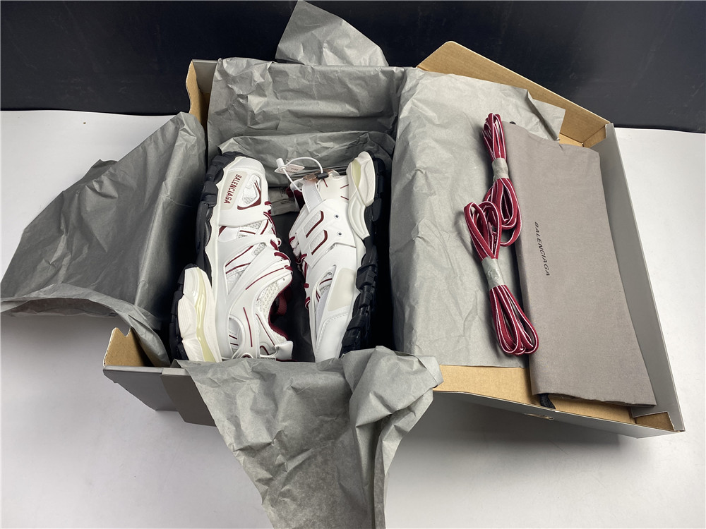 BLG Track White Red Black