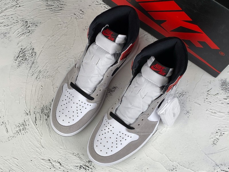 Air Jordan1 AJ1 High OG Light Smoke Grey 555088-126