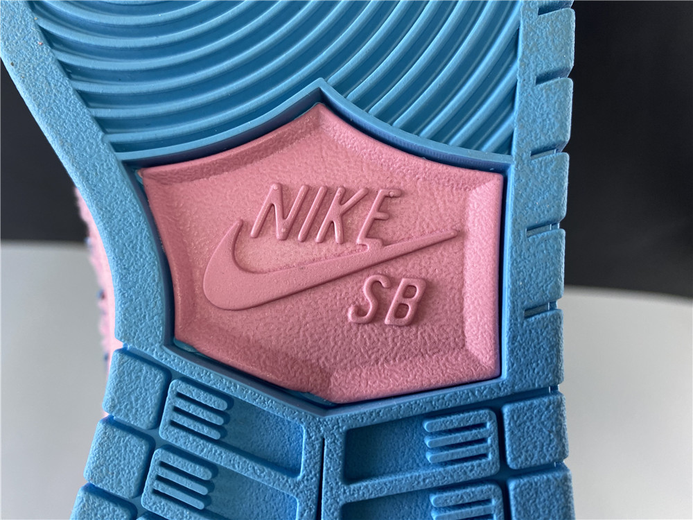 Grateful Dead x Nike SB Dunk Low