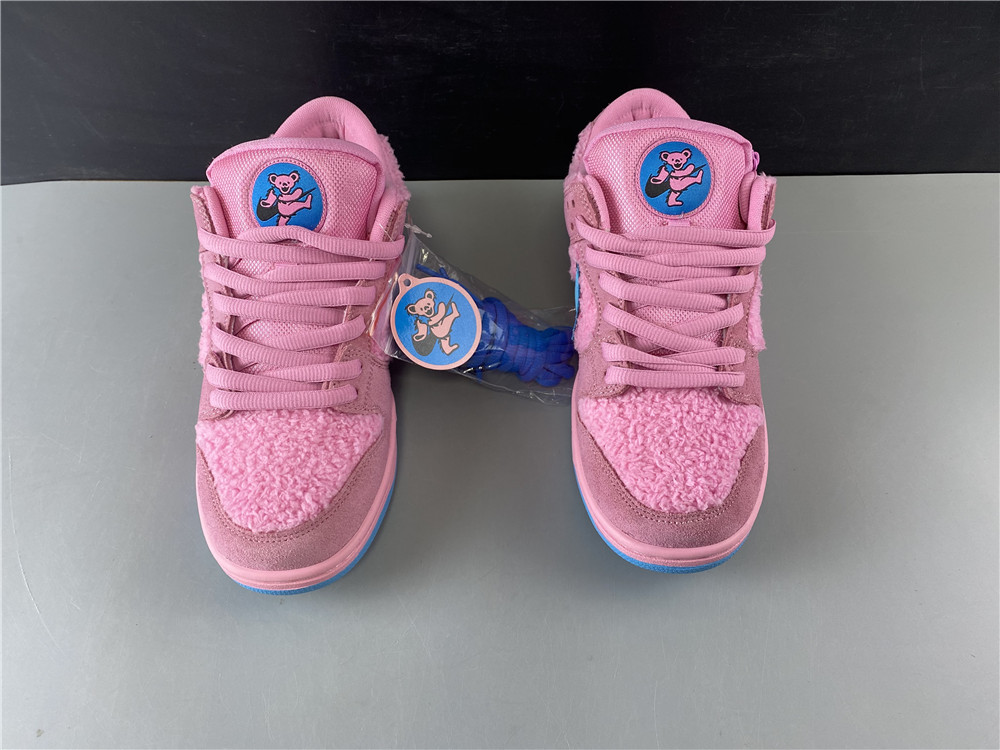 Grateful Dead x Nike SB Dunk Low