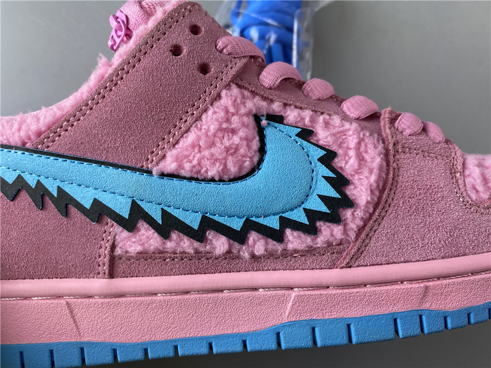 Grateful Dead x Nike SB Dunk Low