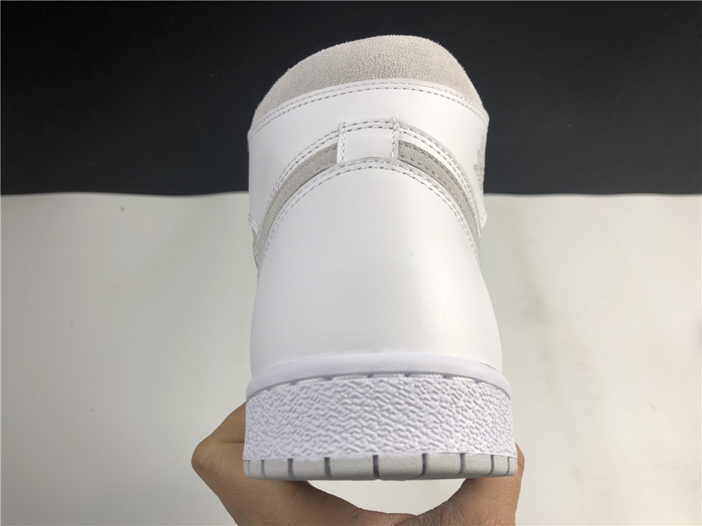 Air Jordan 1 High Neutral Grey