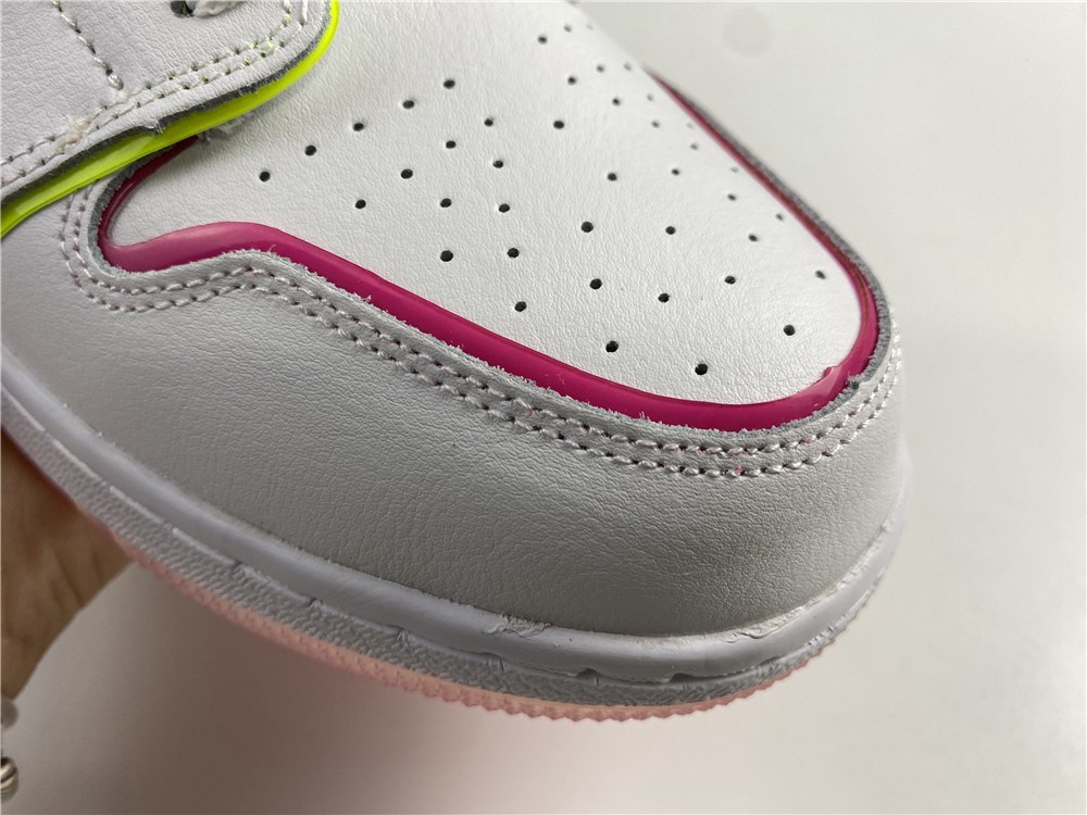 AIR JORDAN 1 MID EDGE GLOW