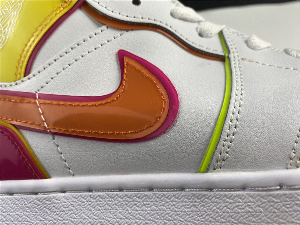AIR JORDAN 1 MID EDGE GLOW