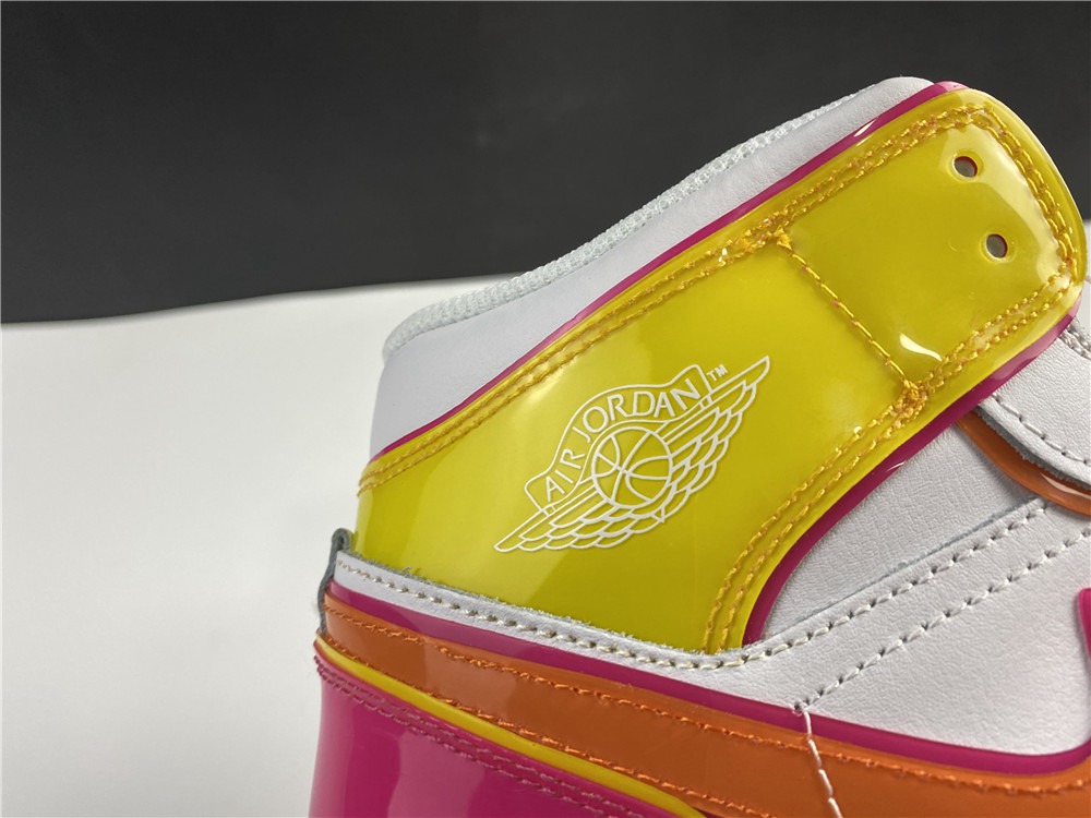 AIR JORDAN 1 MID EDGE GLOW