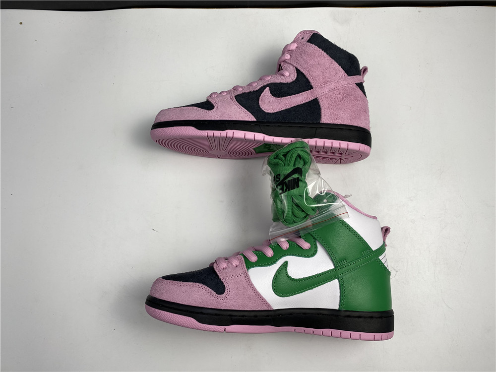 Nike Dunk SB Hi Invert Celtics