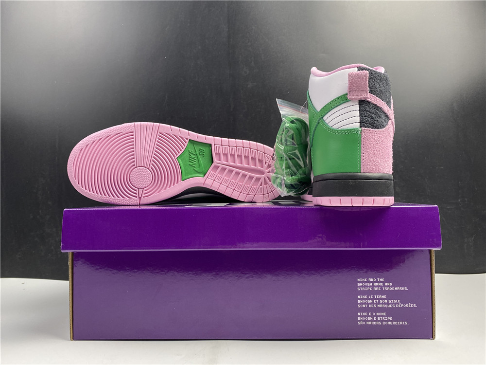 Nike Dunk SB Hi Invert Celtics