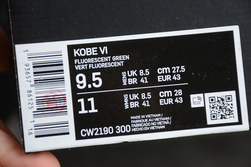 KOBE 6 PROTRO GRINCH GREEN APPLE