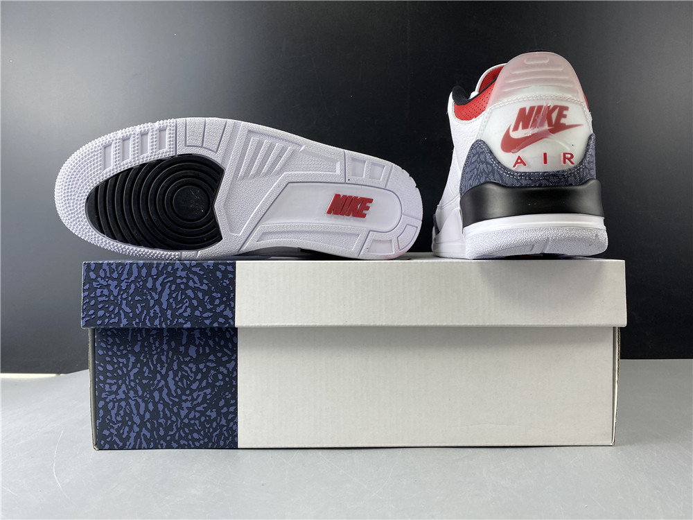 Air Jordan 3 CZ6431-100