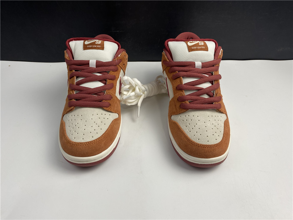 Dunk Low Pro Dark Russet Cedar BQ6817-202