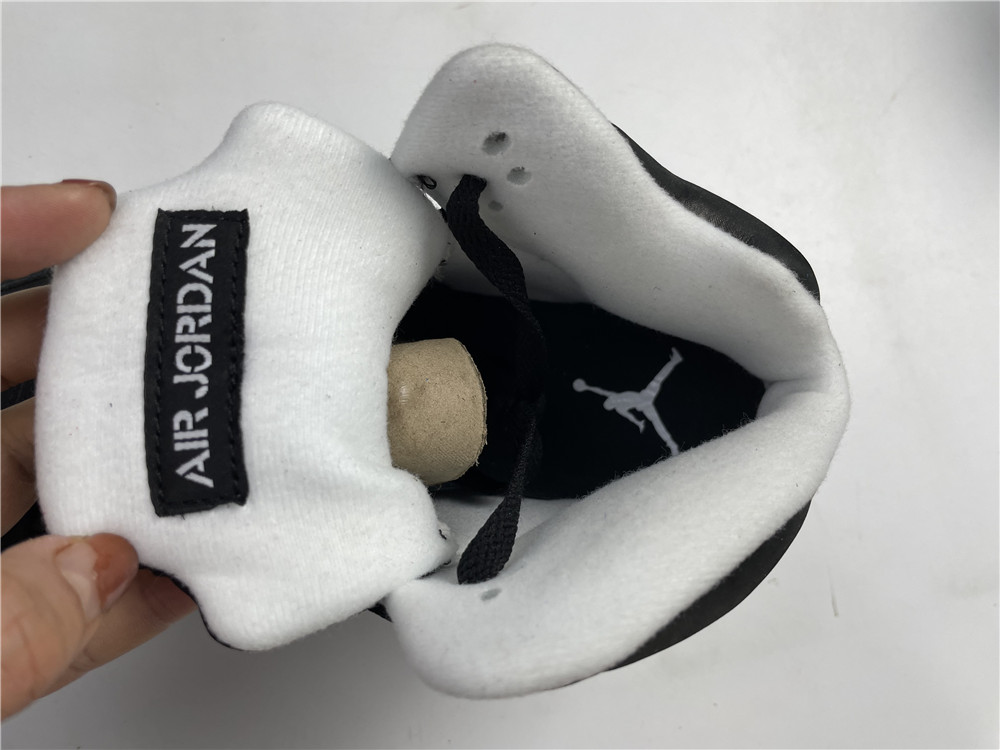 Air Jordan 5 Oreo