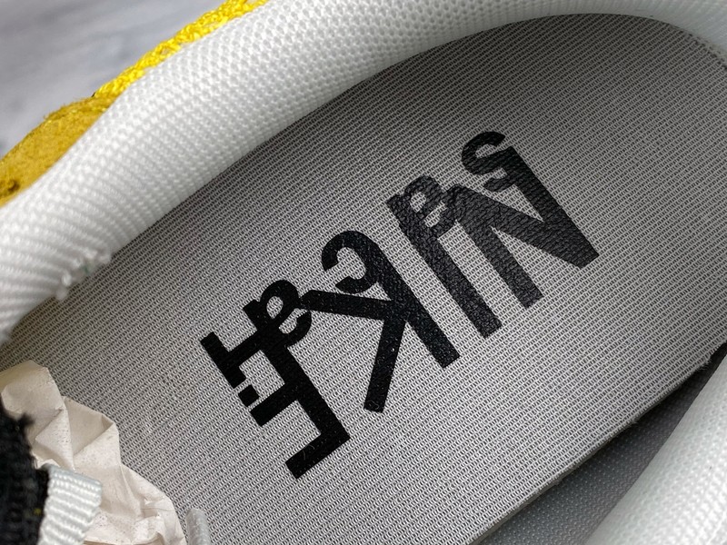 Sacai X NIKe regasus vaporrly SP BV0073-103