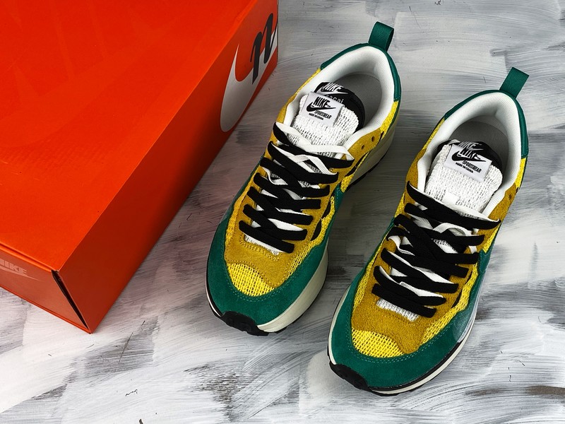 Sacai X NIKe regasus vaporrly SP BV0073-103