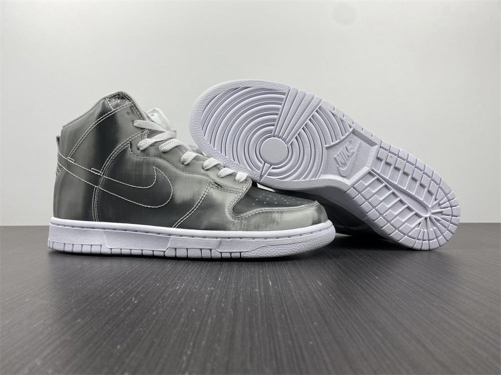 CLOT x Nike Dunk High Style