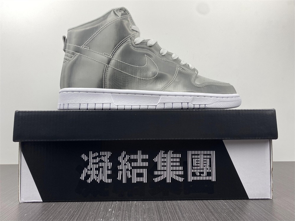 CLOT x Nike Dunk High Style