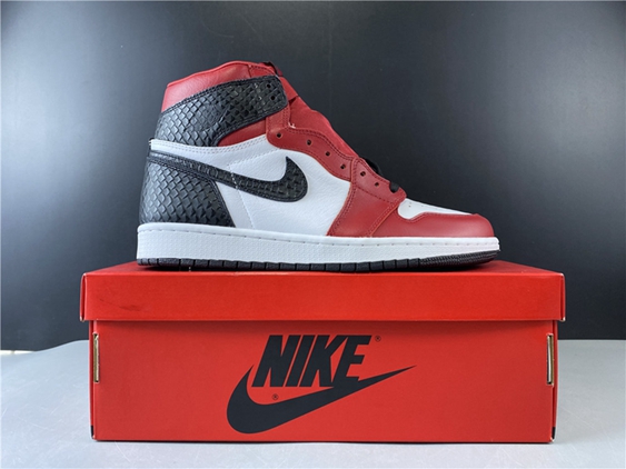 Air Jordan 1 High OG WMNS “Satin Snake CD0461-601