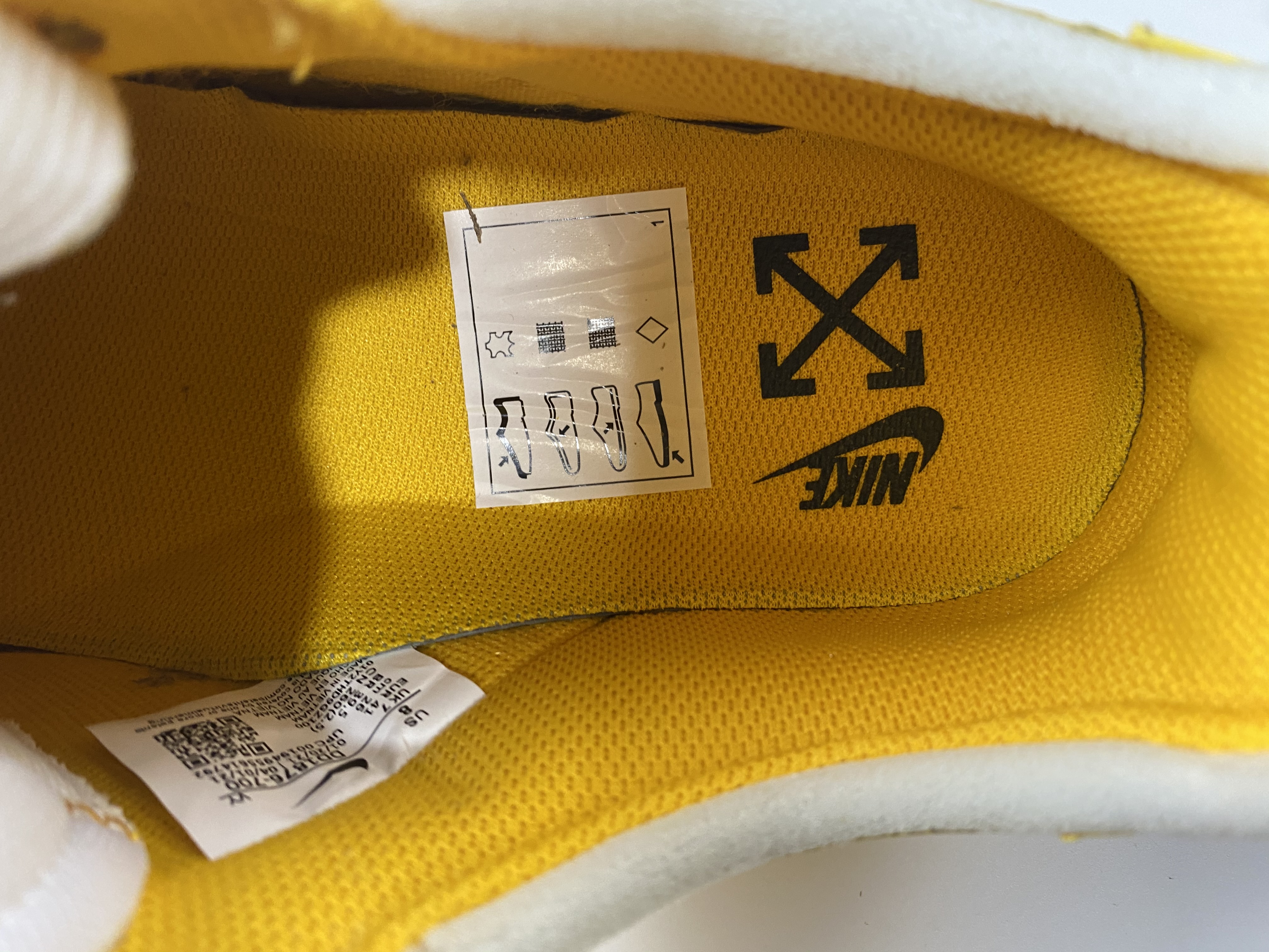 Off-White Nike Air Force 1 University Gold DD1876-700