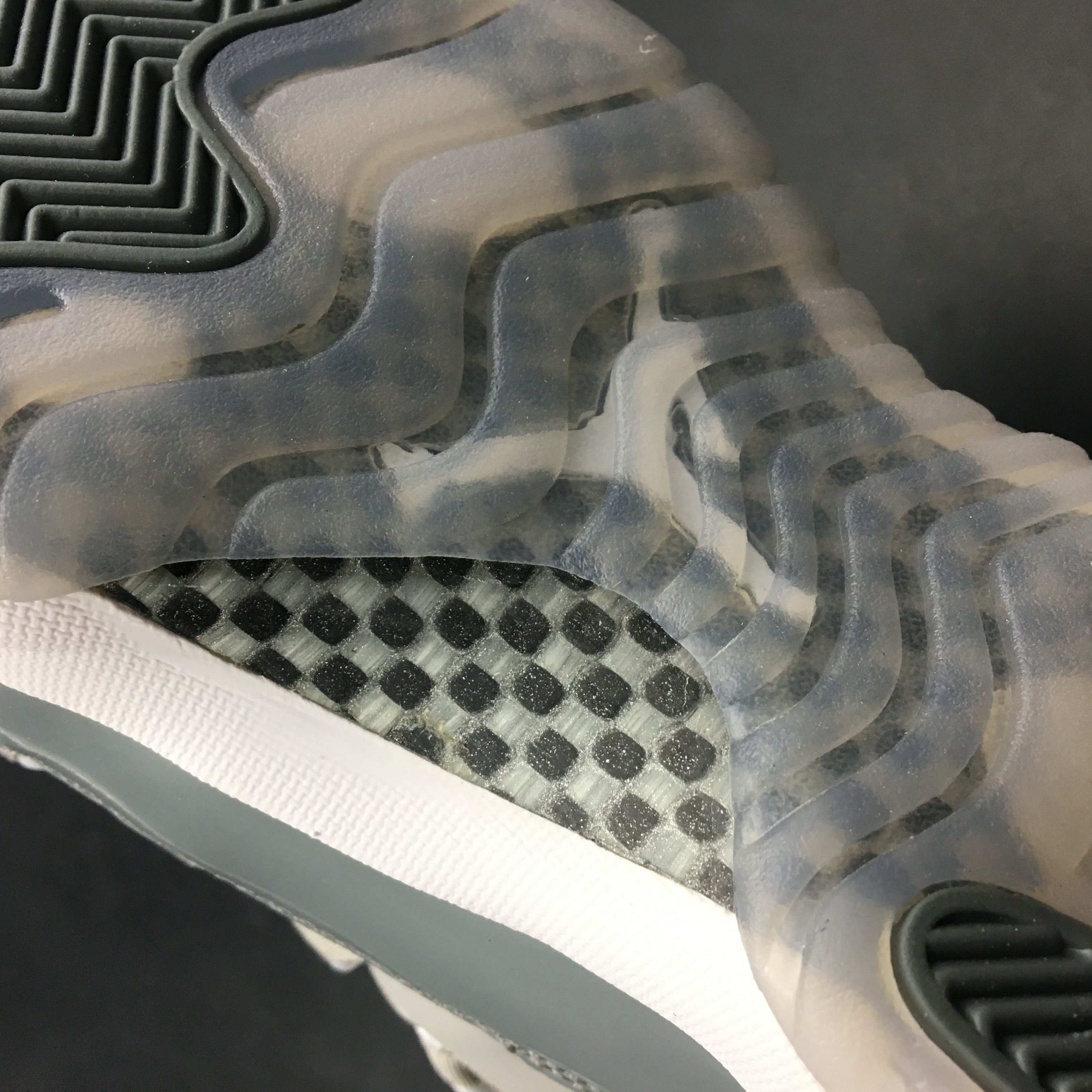 Air Jordan 11 Retro Cool Grey 378037-001