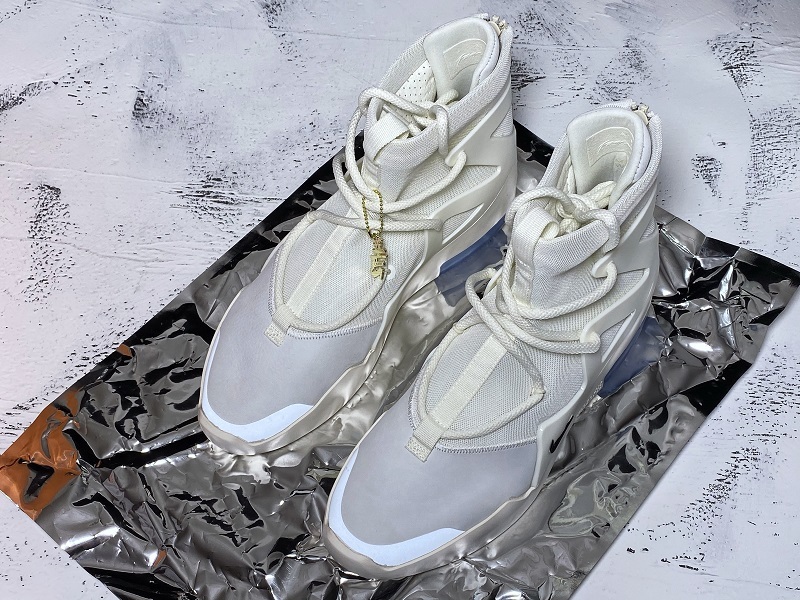 NIKE Air Fear of God Fog AR4237-100