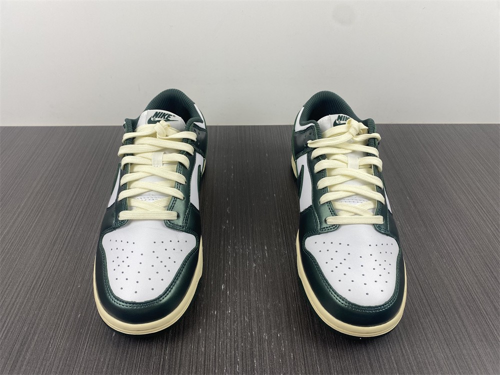Nike Dunk Low Vintage Green