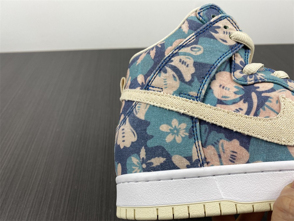 Nike SB Dunk High Hawaii