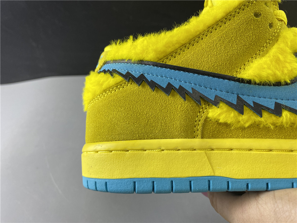 NIKE x Grateful Dead SB Dunk CJ5378-700