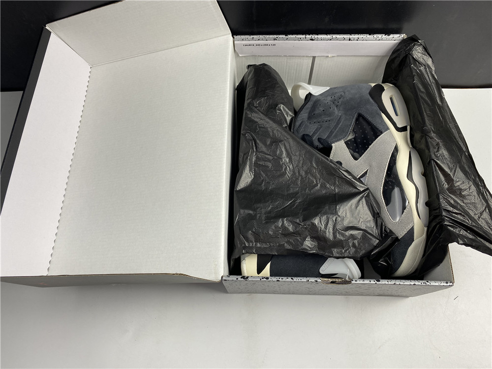 Air Jordan 6 WMNS Tech Chrome
