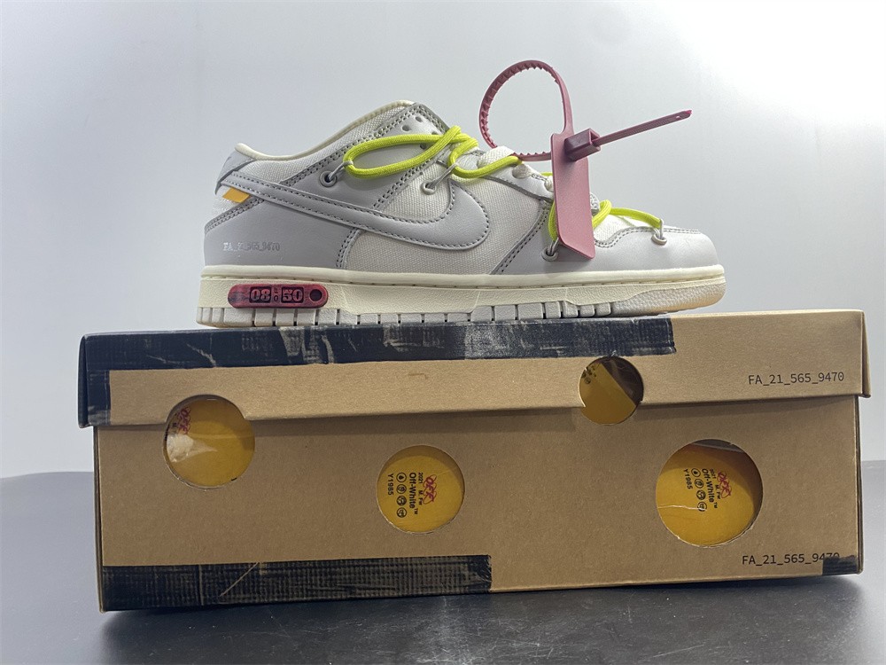 Off-White x Nike Dunk Low 8 of 50