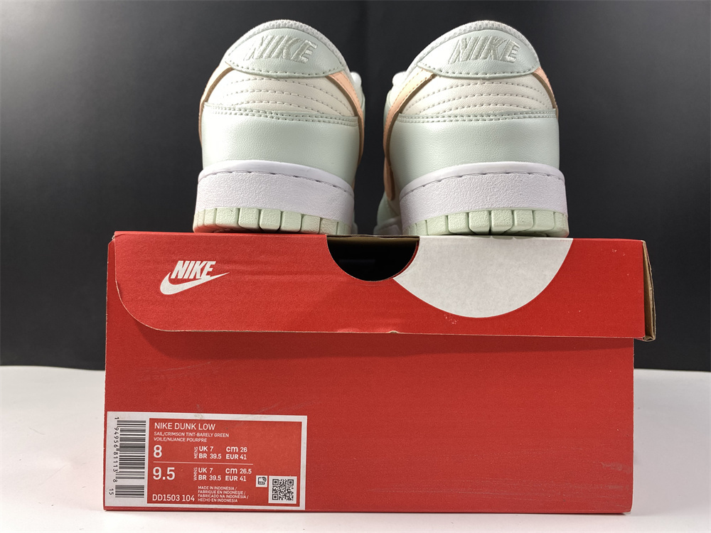 Nike Dunk Low Barely Green W
