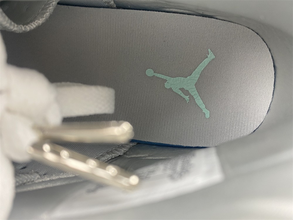 2022 women’s nike air jordan 6 T*f*ny