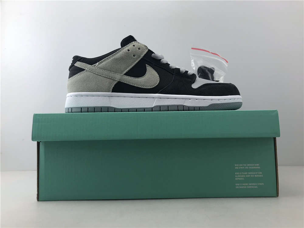 NIKE SB DUNK LOW TRD