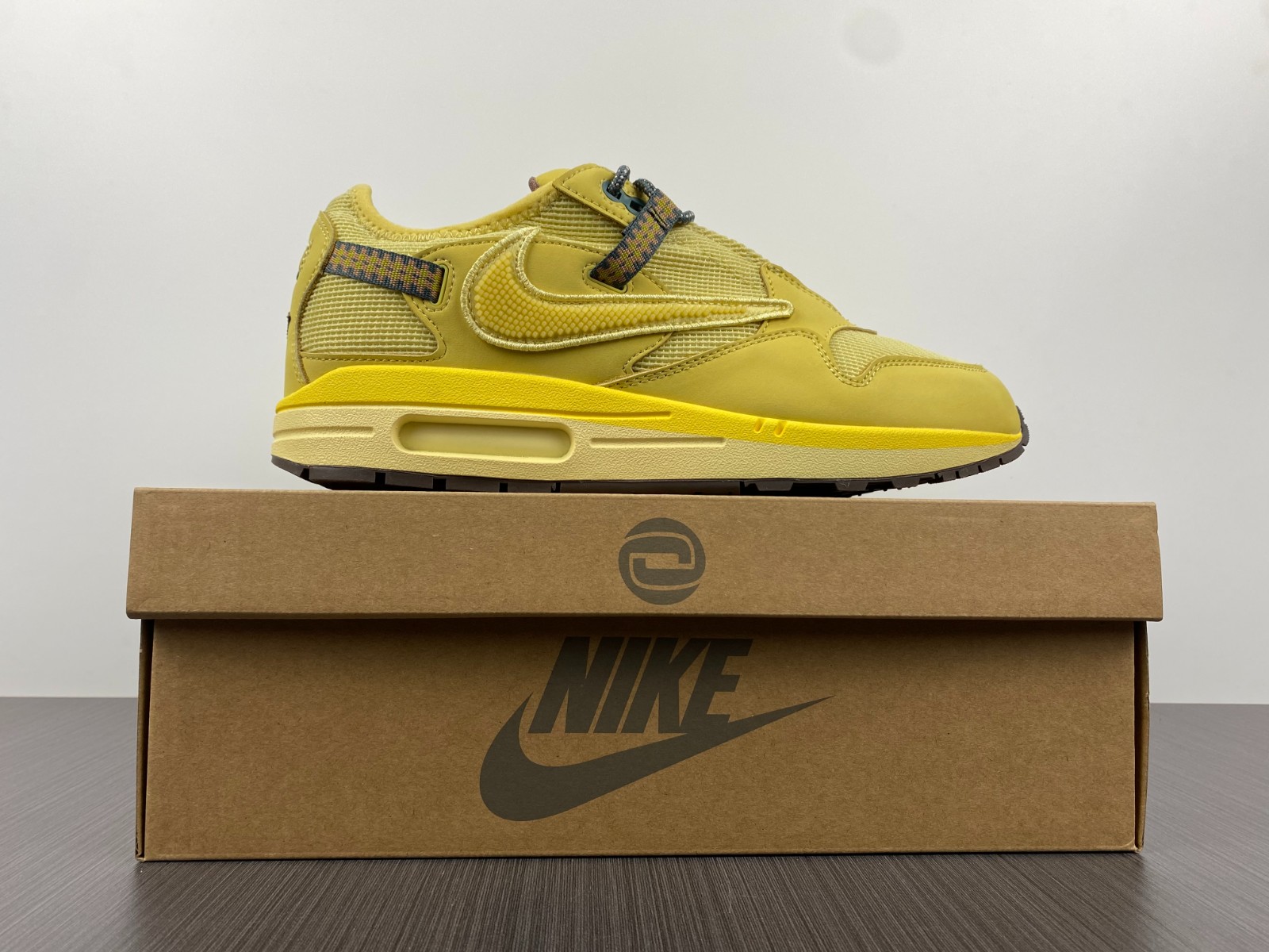 Max1 Travis Scott X Nike Air Max 1 Wheat