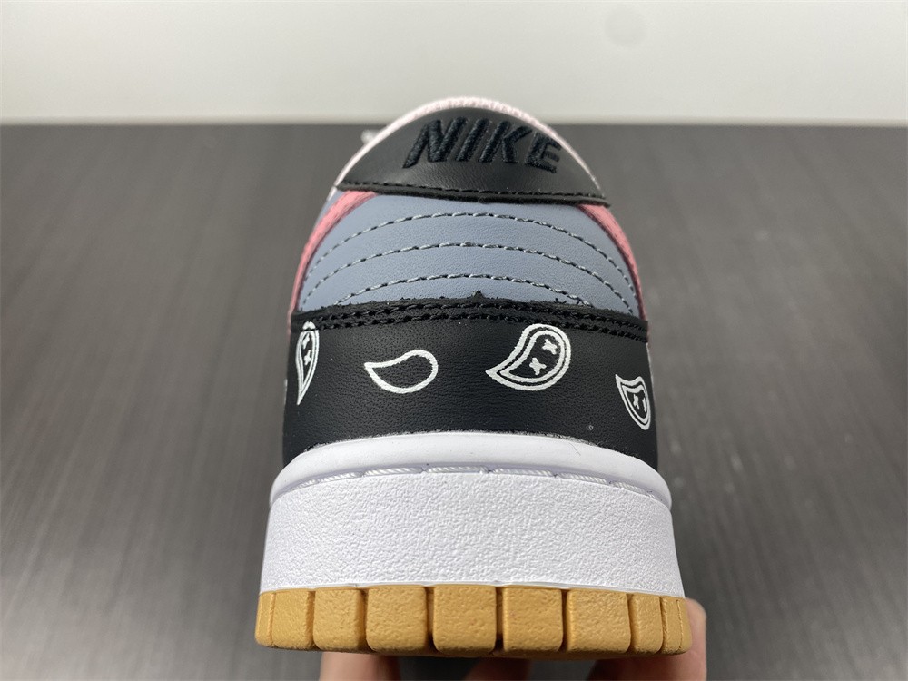 Nike Dunk Low SE FREE 99