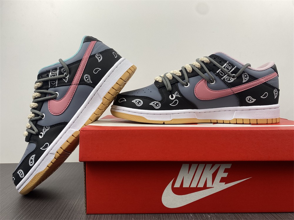 Nike Dunk Low SE FREE 99