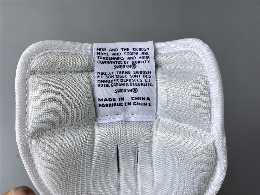 Air Jordan 1 OG “Metallic Navy