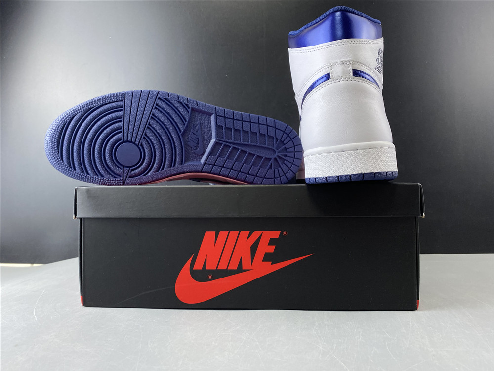 Air Jordan 1 OG “Metallic Navy