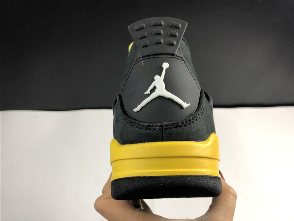Air Jordan 4 Thunder AJ4