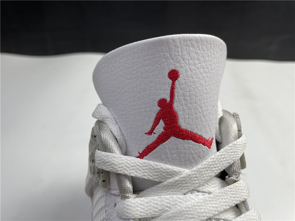 Jordan 4 Retro White Oreo 2021