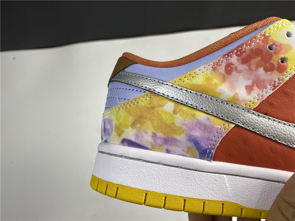 Nike SB Dunk Low “CNY” CV1628-800