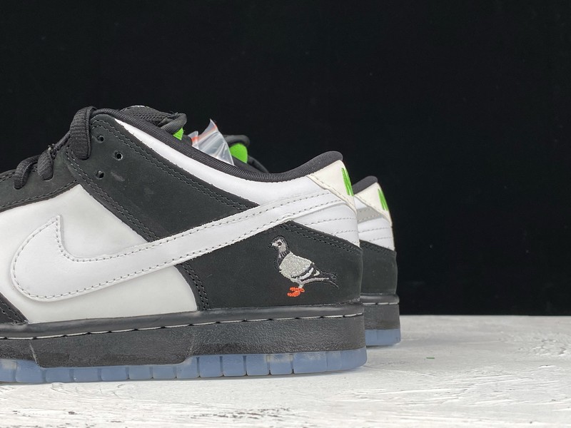 Nike SB Dunk Low Staple Panda Pigeon